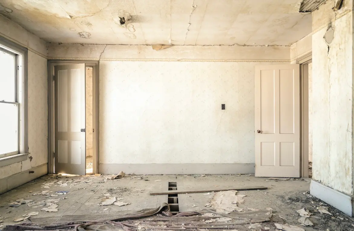 Waste disposal crew managing a cleanout project in Jim Thorpe